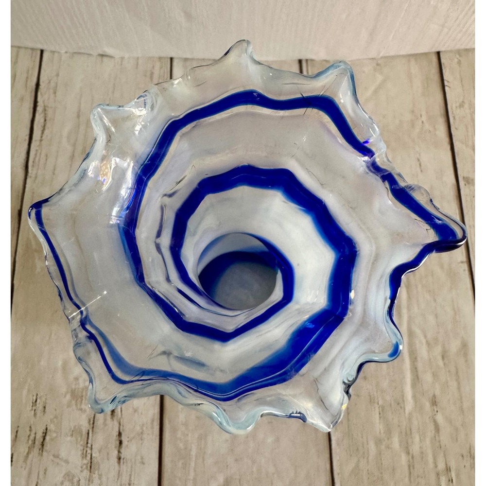 Art Glass Vase Blue White Swirl Ruffled Edge Home Decor Accent Smith's Old Timer - Picture 5 of 6